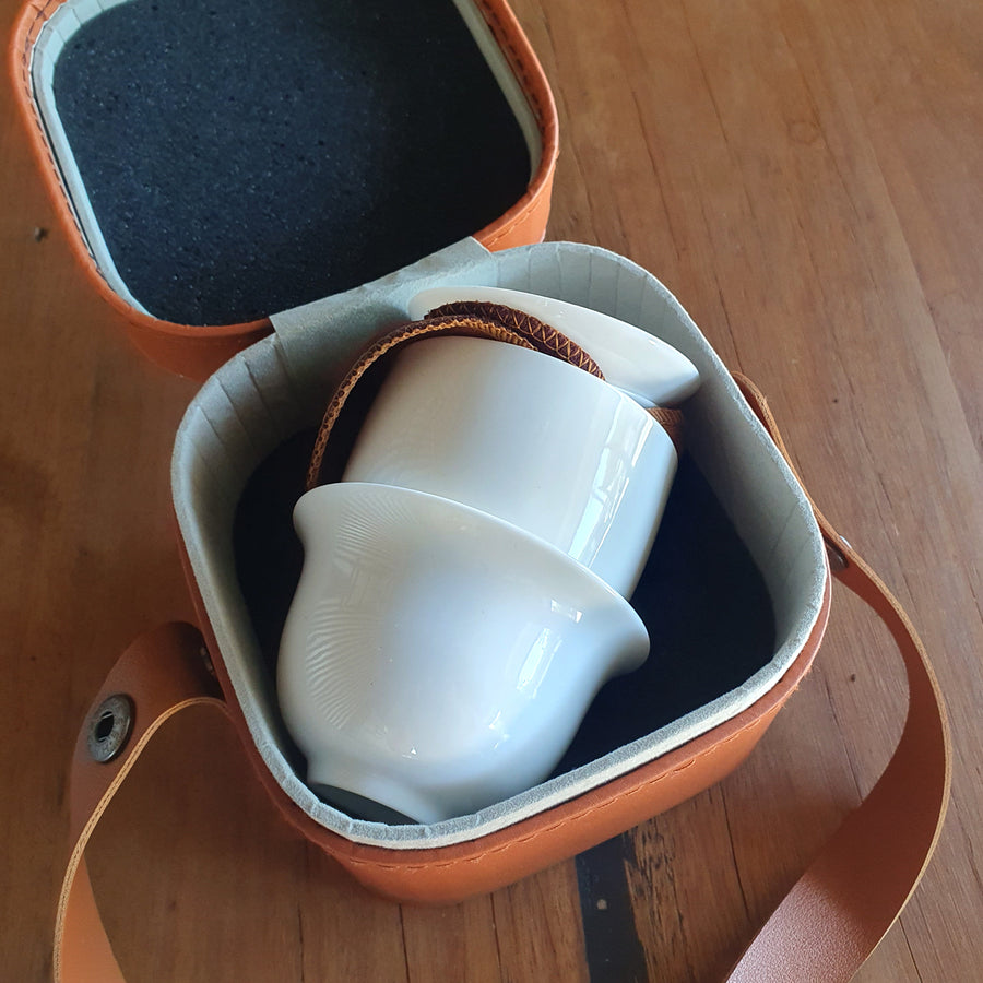 Gaiwan Travel Set with leather case